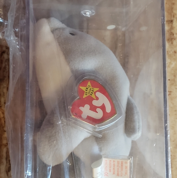 AUTHENTIC and MINT Flash Beanie Baby. Certificate of Authenticity and Acrylic ca - Picture 1 of 11